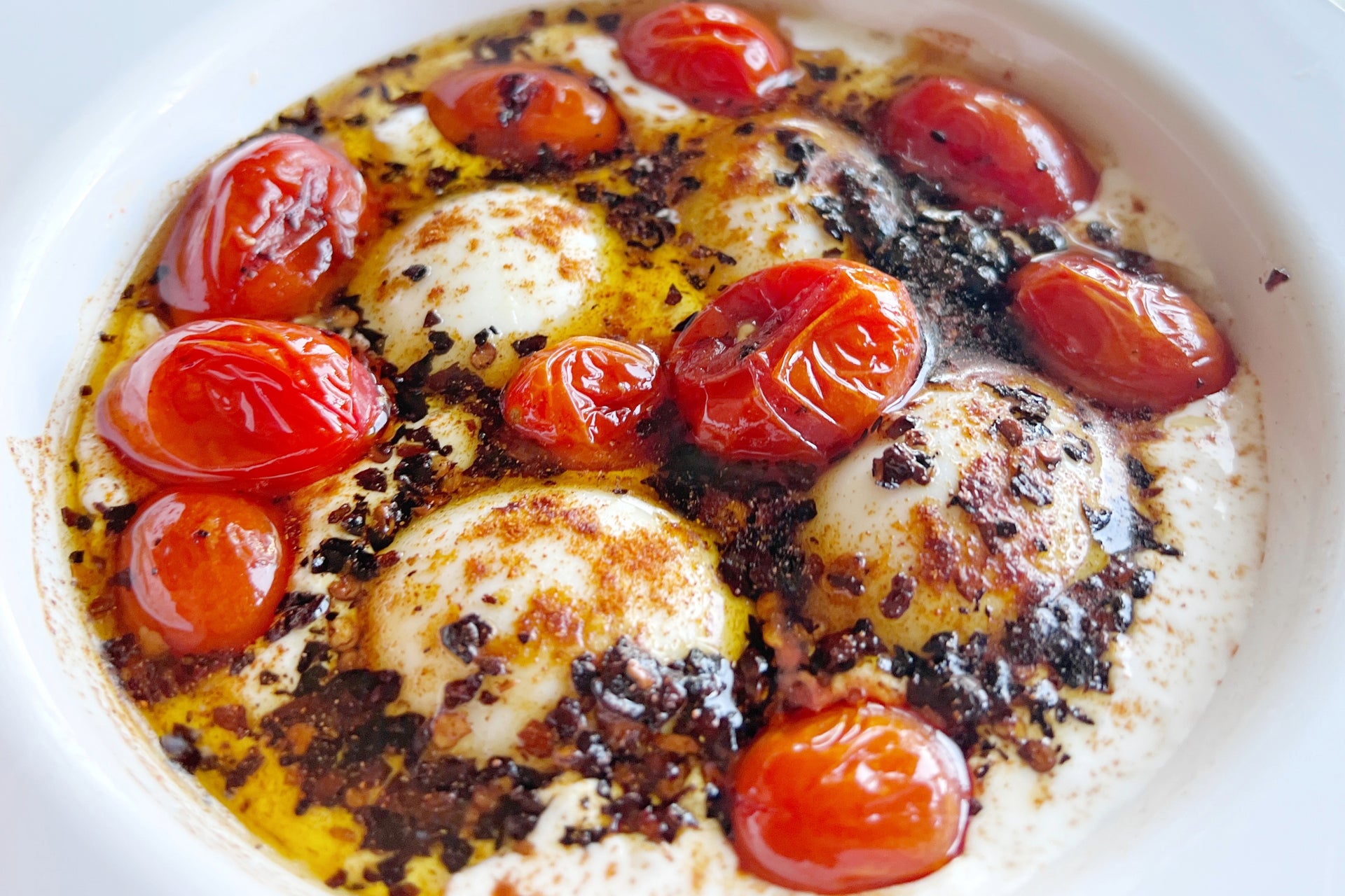 Turkish Cilibir: Eggs in Garlicky Yoghurt